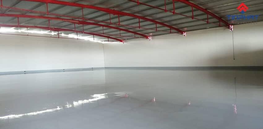 Sơn epoxy tự san phẳng là gì?