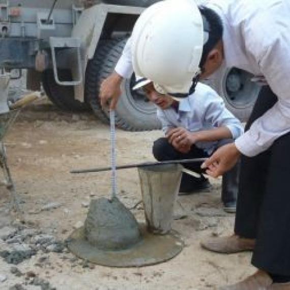 Cách xác định cường độ chịu nén của bê tông chính xác