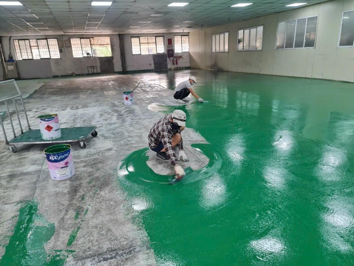 epoxy-cho-san-nha-may-che-bien-go