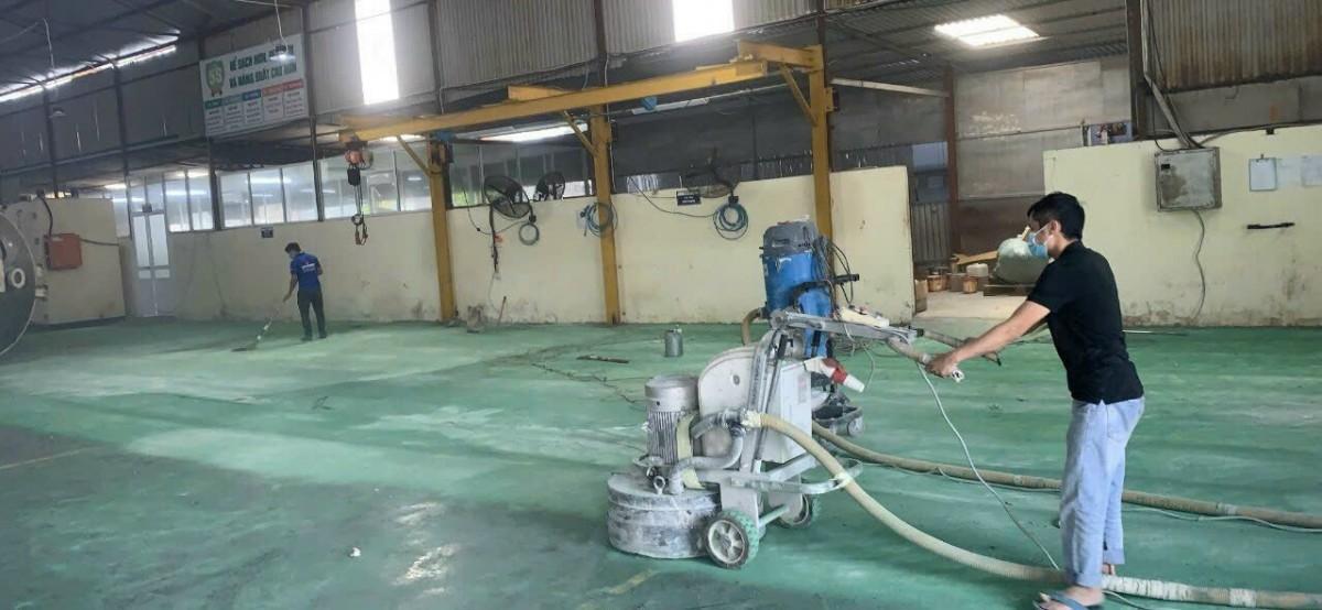 epoxy-cho-san-nha-may-che-bien-go