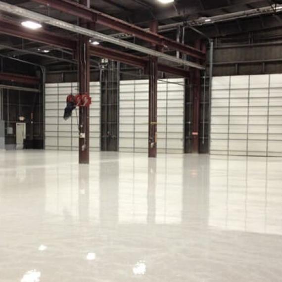 Một số điều cần lưu ý khi sử dụng sơn epoxy nền nhà xưởng