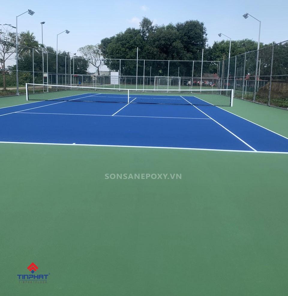 son-nen-san-tennis-nen-dung-loai-nao