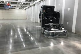 Bề mặt sàn bê tông mới thường giúp giảm chi phí thi công vì không phải cải tạo