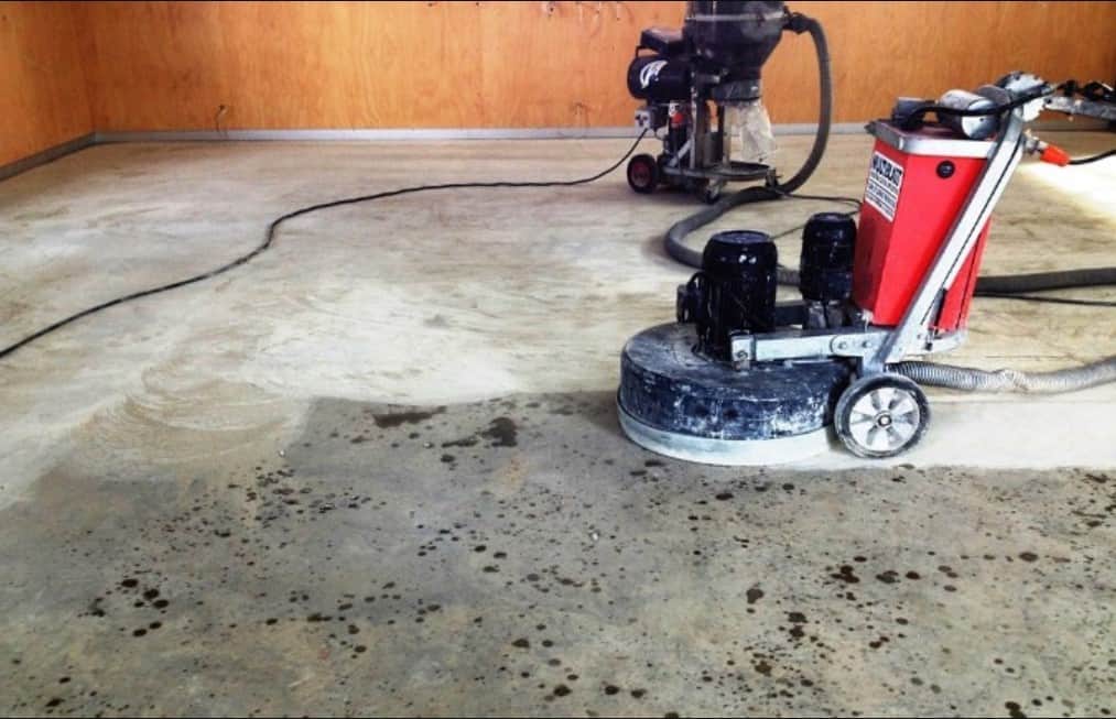 Sơn Epoxy Tín Phát Kỹ-thuật-thi-công-sơn-sàn-Epoxy-hiệu-quả-mới-nhất-2022-2 