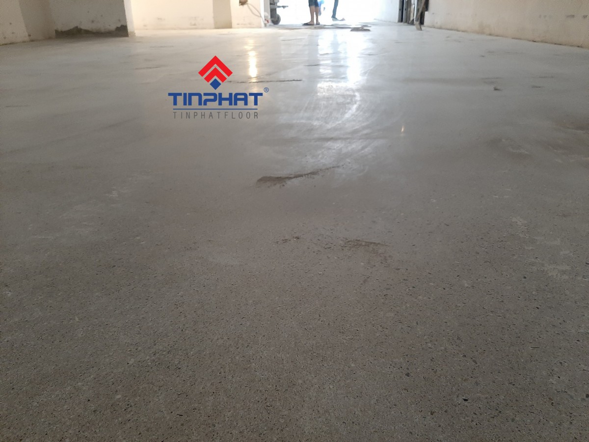 Sơn Epoxy Tín Phát Mài sàn bê tông có cần thiết không? Mài sàn bê tông để làm gì? Sơn Epoxy Tín Phát mai-san-be-tong-co-can-thiet-khong-mai-san-be-tong-de-lam-gi-2