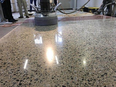 Sơn Epoxy Tín Phát Mài sàn bê tông có cần thiết không? Mài sàn bê tông để làm gì? Sơn Epoxy Tín Phát mai-san-be-tong-co-can-thiet-khong-mai-san-be-tong-de-lam-gi-6