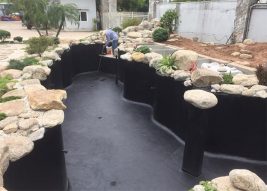 Điều cần thiết của việc sơn chống thấm hồ cá