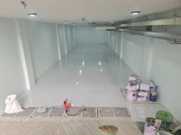 gia-thi-cong-son-nen-epoxy