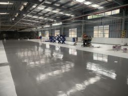 gia-thi-cong-son-nen-epoxy-2