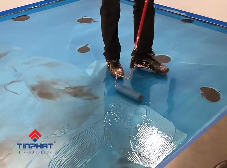 Thi công sàn epoxy trong suốt